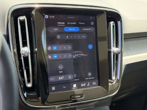 Certified 2026 Volvo XC40 B5 Plus AWD/4WD image 11