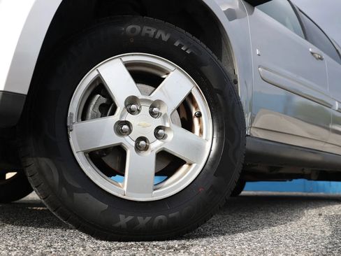 Used 2008 Chevrolet Equinox LT FWD image 24
