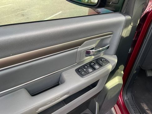 Used 2017 RAM 1500 Big Horn image 12