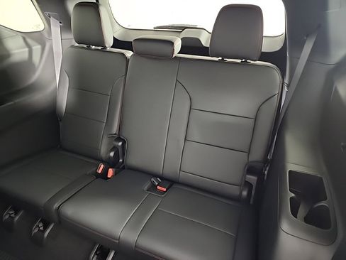 New 2026 Chevrolet Traverse RS w/ LPO, Floor Liner Package image 27