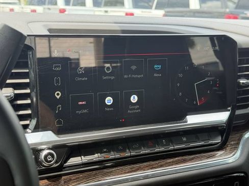 Used 2025 GMC Sierra 1500 SLE RWD image 27