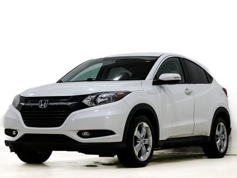 Used 2016 Honda HR-V EX image 3