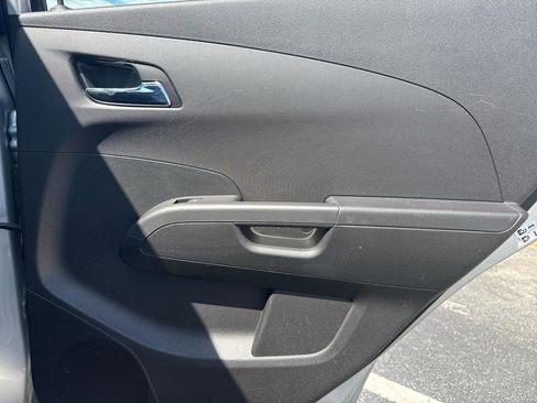 Used 2014 Chevrolet Sonic LT image 18