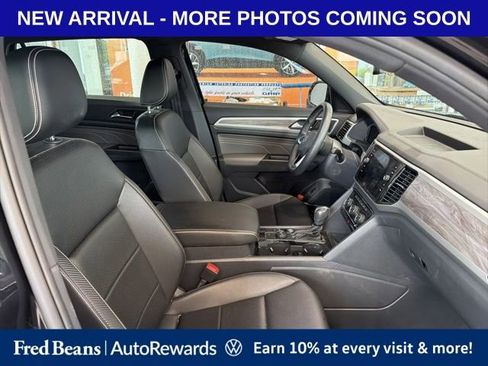 Used 2023 Volkswagen Atlas Cross Sport SE AWD/4WD image 5
