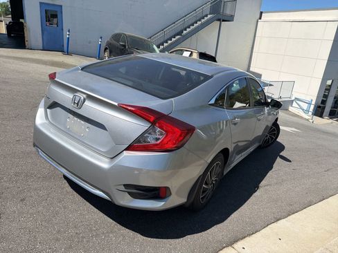 Used 2020 Honda Civic LX image 10