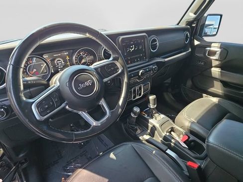 Used 2021 Jeep Gladiator Overland w/ Popular Equipment Package AWD/4WD image 13