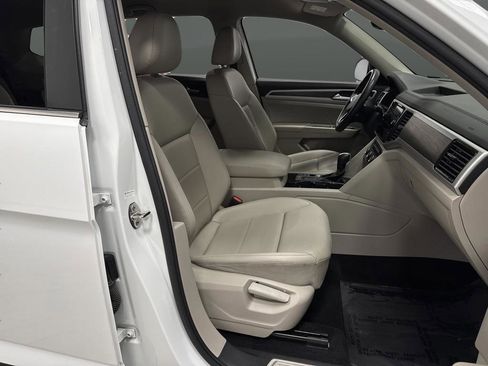 Used 2022 Volkswagen Atlas SE w/ Black Wheel Package image 27