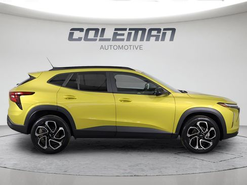 Used 2024 Chevrolet Trax RS image 16