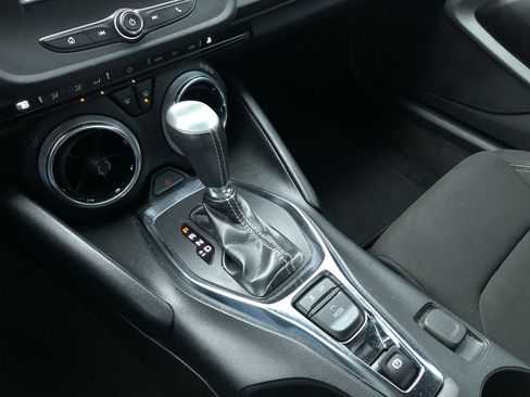 Used 2023 Chevrolet Camaro LT image 17