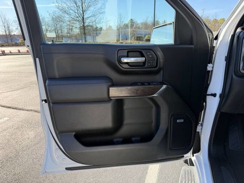 Used 2019 GMC Sierra 1500 SLT image 11