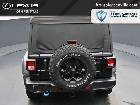 Used 2023 Jeep Wrangler Unlimited AWD/4WD image 21