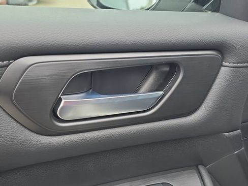 New 2026 Nissan Armada SV image 21