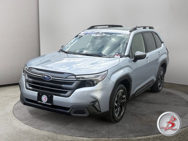 Used 2025 Subaru Forester Limited AWD/4WD image 3