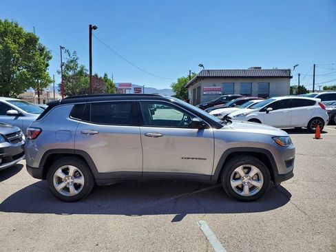Used 2019 Jeep Compass Latitude w/ Popular Equipment Group image 3