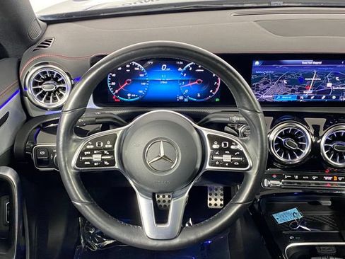 Used 2023 Mercedes-Benz CLA 250 4MATIC image 17