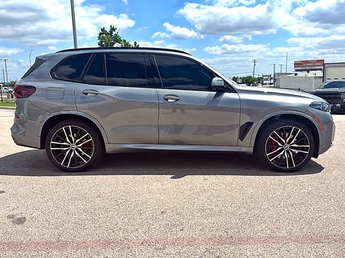 Certified 2025 BMW X5 sDrive40i w/ Executive Package RWD image 5