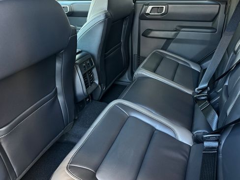 New 2025 Ford Bronco Outer Banks image 11