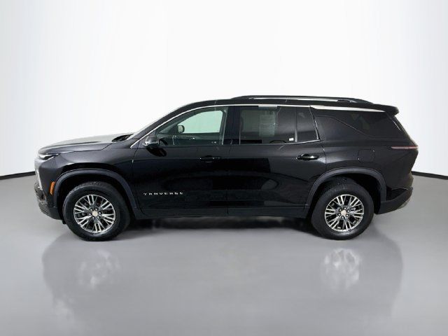 Used 2024 Chevrolet Traverse LT AWD/4WD image 4