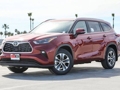 New 2026 Toyota Highlander XLE