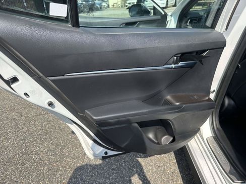 Used 2024 Toyota Camry SE w/ Convenience Package FWD image 17