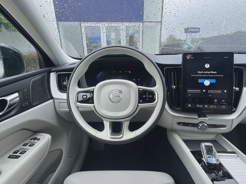 New 2026 Volvo XC60 B5 Ultra w/ Protection Package Premier AWD/4WD image 16