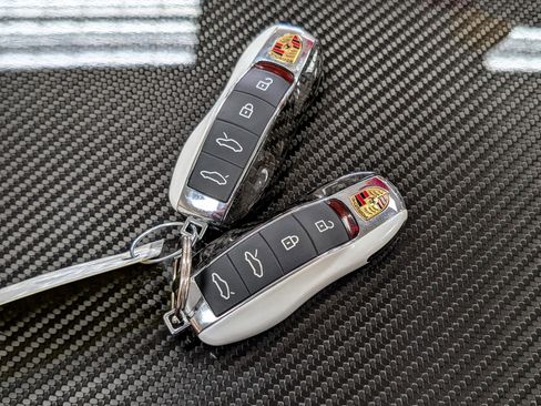 Used 2024 Porsche 718 Cayman GT4 RS image 49