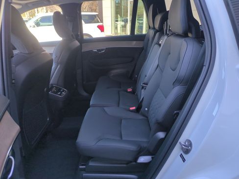 New 2026 Volvo XC90 B6 Plus w/ Protection Package image 15