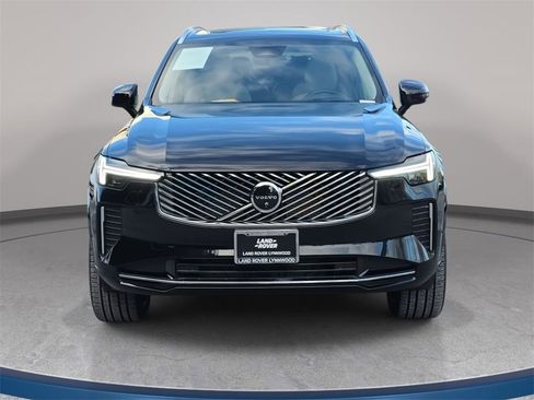 Used 2025 Volvo XC90 B6 Ultra w/ Protection Package Premier image 3