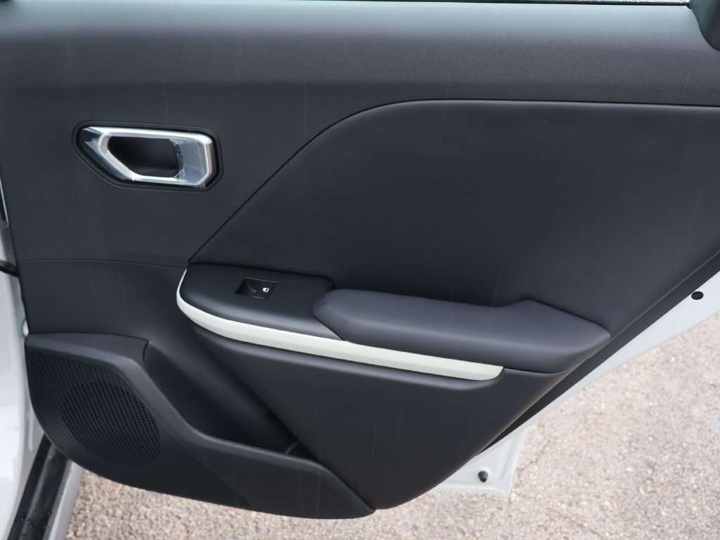 New 2026 Kia K4 EX FWD image 11