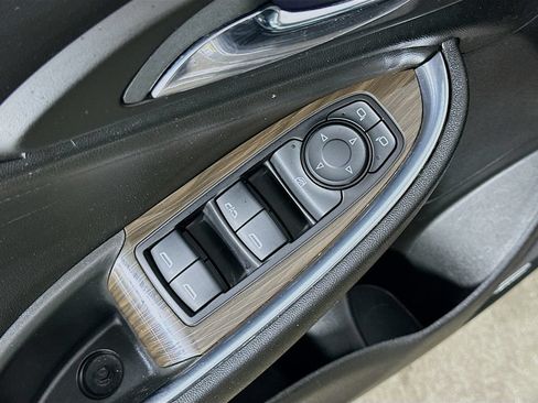 Used 2024 Chevrolet Malibu LT FWD image 20