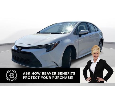 Used 2024 Toyota Corolla LE image 1