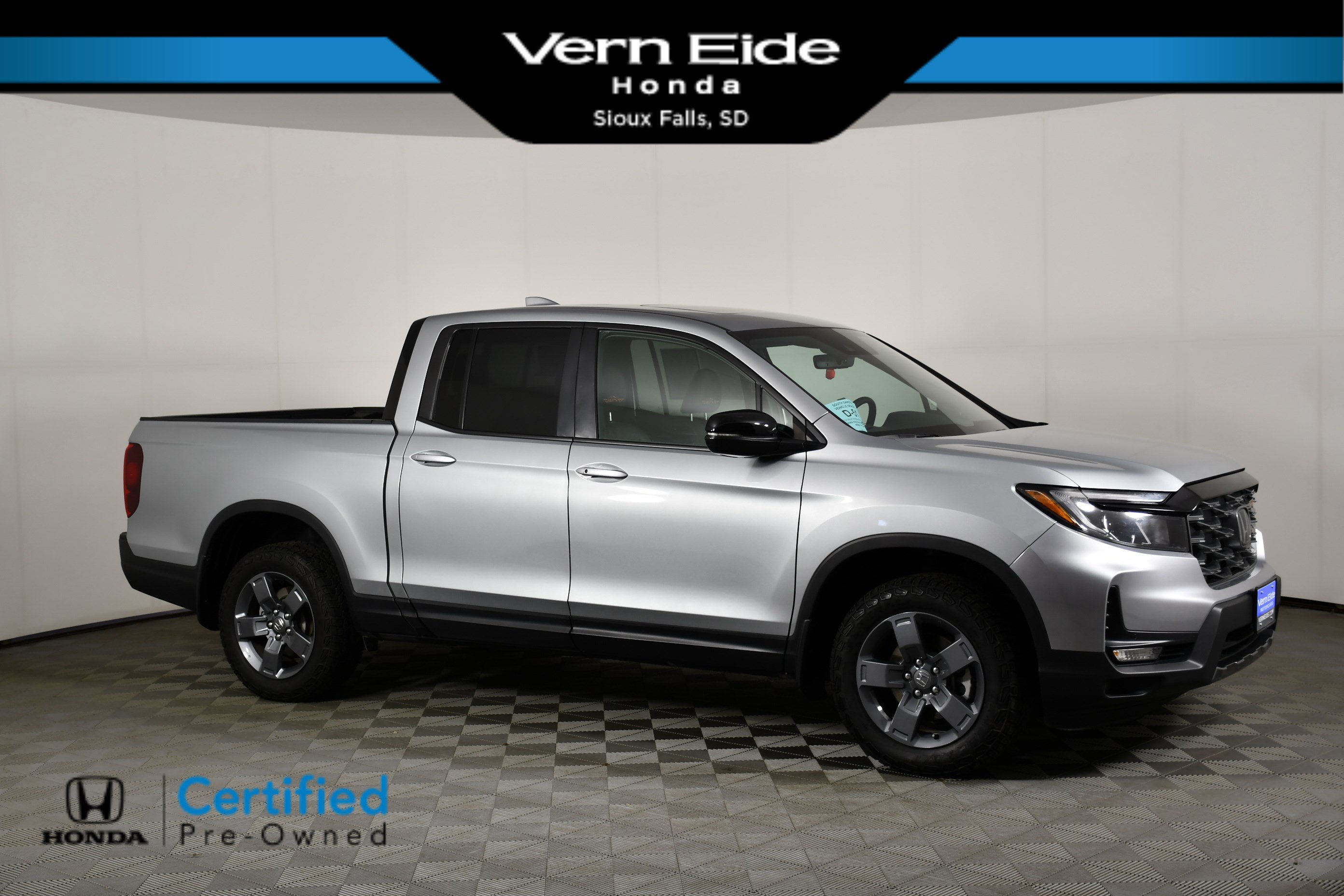 Certified 2025 Honda Ridgeline TrailSport image 1