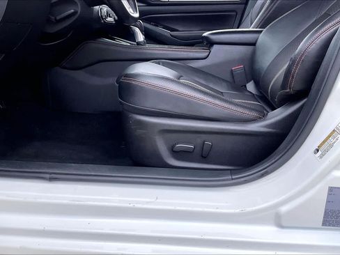 Used 2025 Nissan Altima 2.5 SR FWD image 36