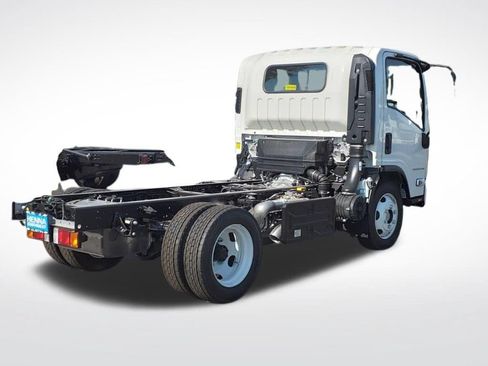 New 2025 Chevrolet Low Cab Forward 5500 XD RWD image 4