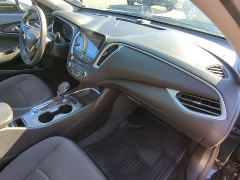 Certified 2024 Chevrolet Malibu LT image 41