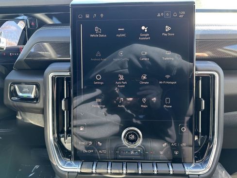 New 2026 GMC Yukon XL Elevation w/ LPO, Floor Liner Package image 21