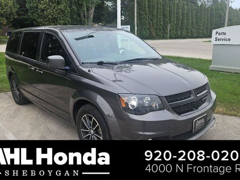 Used 2015 Dodge Grand Caravan SXT w/ Blacktop Package FWD image 1