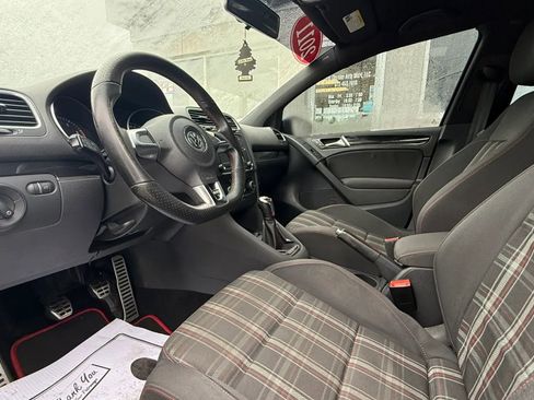 Used 2011 Volkswagen GTI 4-Door image 6