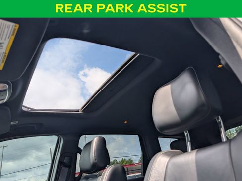Used 2017 Jeep Grand Cherokee Limited AWD/4WD image 18