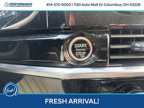 Used 2024 Nissan Pathfinder SV image 20