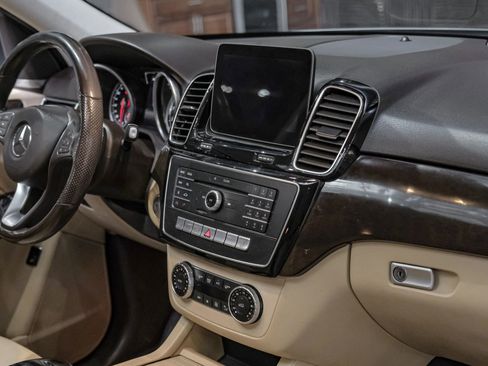 Used 2018 Mercedes-Benz GLE 350 image 12