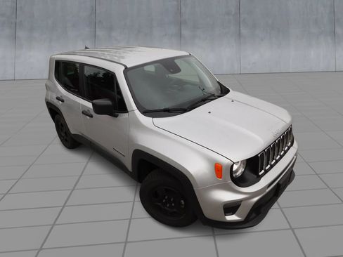 Used 2021 Jeep Renegade Sport AWD/4WD image 2