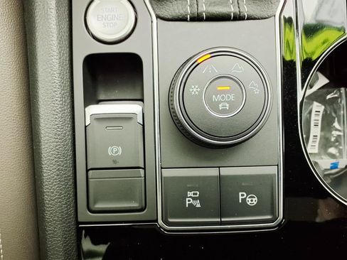 Used 2021 Volkswagen Atlas SEL Premium AWD/4WD image 22