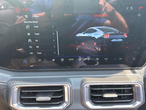 Used 2025 Ford Mustang Premium RWD image 24