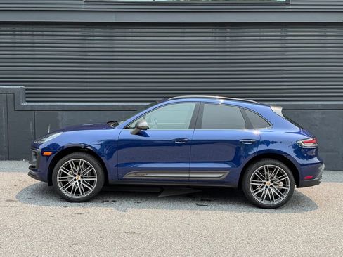 Certified 2026 Porsche Macan Turbo AWD/4WD image 2