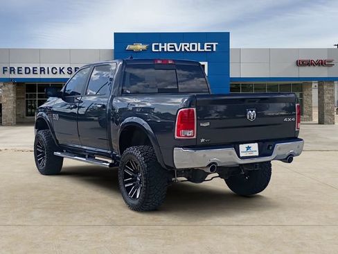 Used 2017 RAM 1500 Laramie w/ Convenience Group AWD/4WD image 3