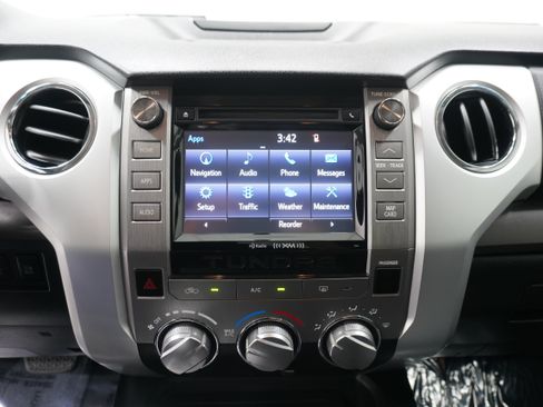 Used 2014 Toyota Tundra SR5 w/ SR5 Upgrade Package RWD image 20