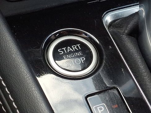 Used 2023 Nissan Kicks SV w/ Exterior Package image 23