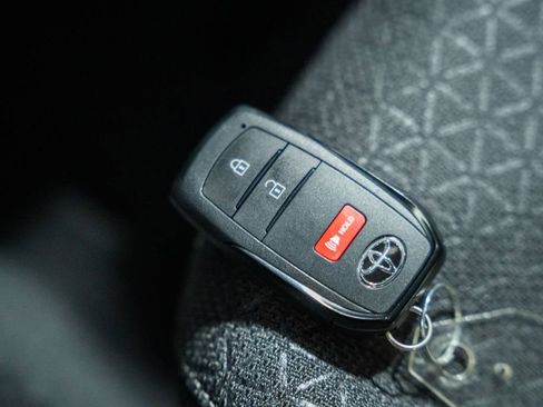 New 2026 Toyota 4Runner SR5 image 41