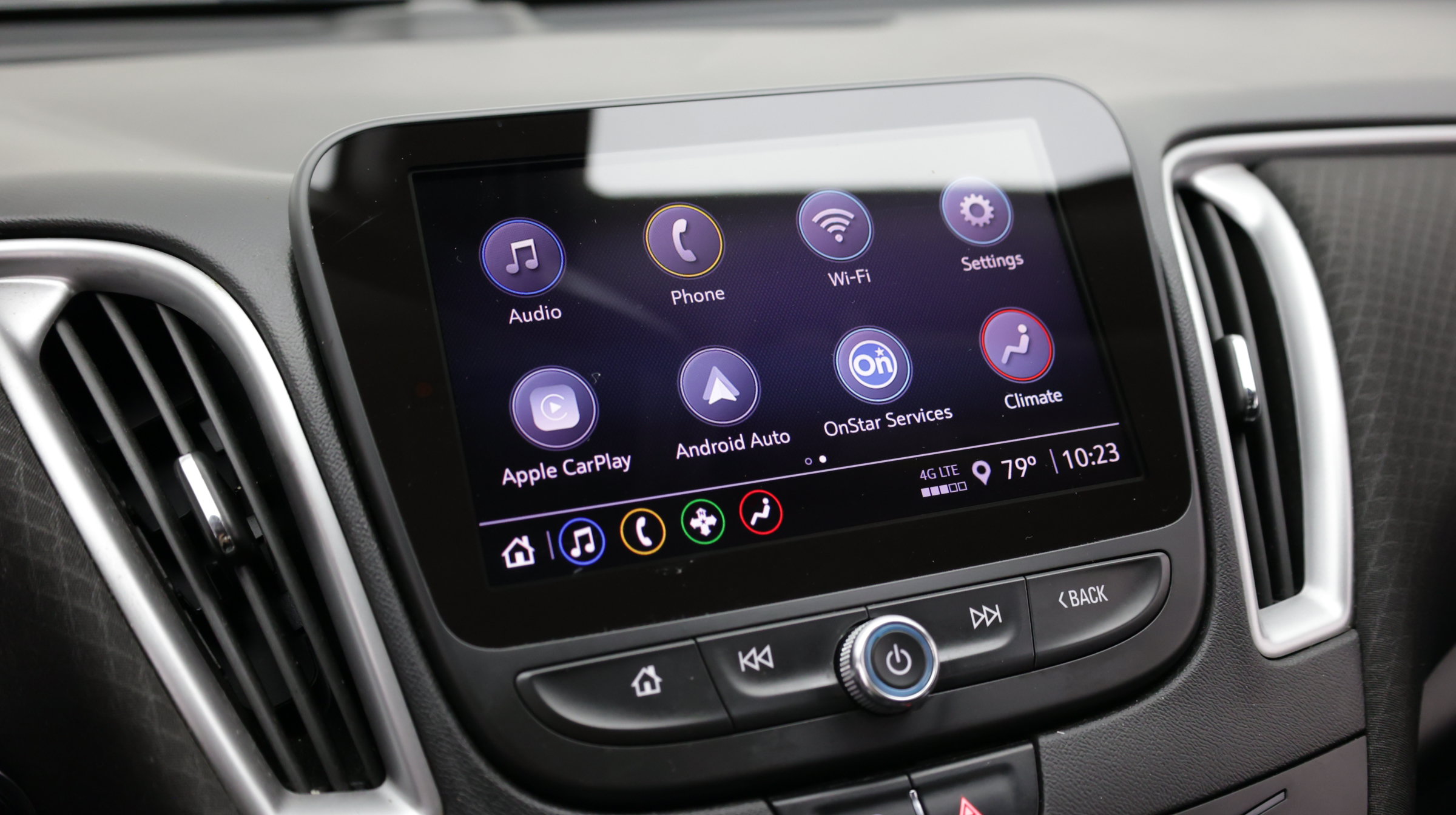 Used 2022 Chevrolet Malibu LT FWD image 21